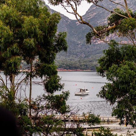 Freycinet Cottage 1 - Bluestone Колс-Бей Екстер'єр фото